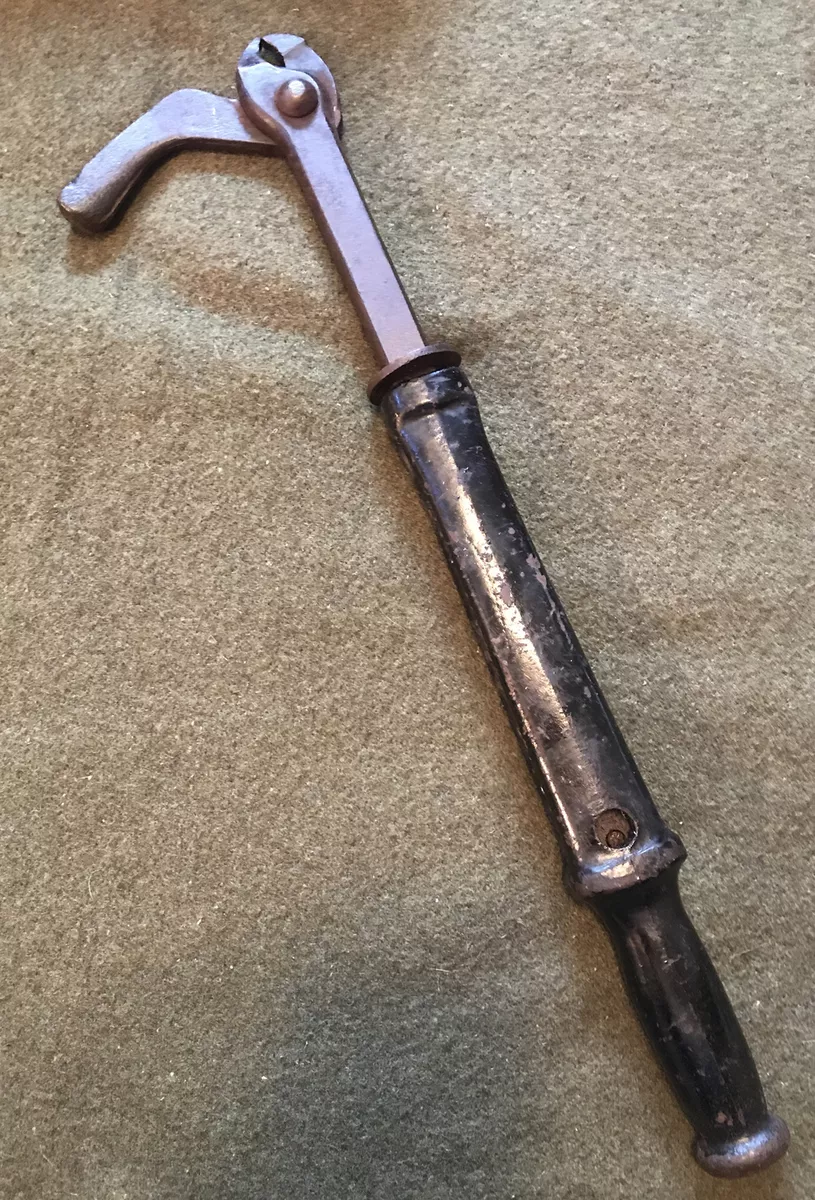 Cast iron nail puller deals