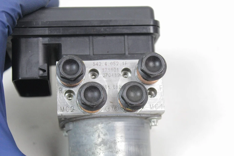 Ducati Scrambler Sixty2 400cc OEM ABS Brake Servo Controller Control Unit - Image 2 of 4