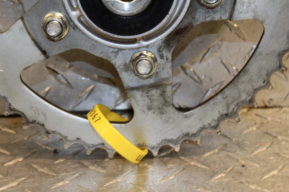 Suzuki Intruder 800 Vl800 2000 piñón tracción trasera Foto 4 de 4