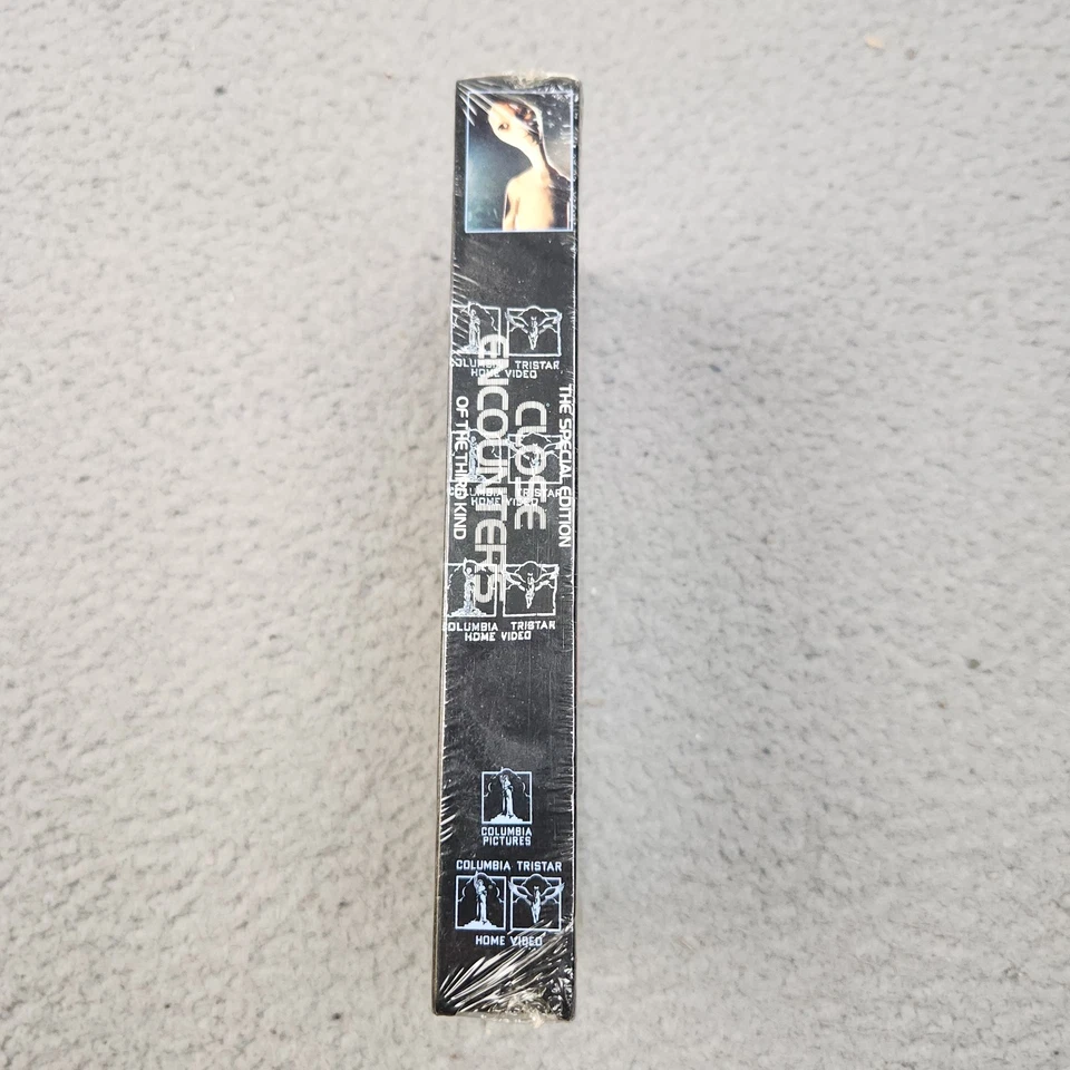 Close Encounters of the Third Kind VHS 1977 Classic Sci-Fi Special Ed NEW Sealed - Image 3 of 4