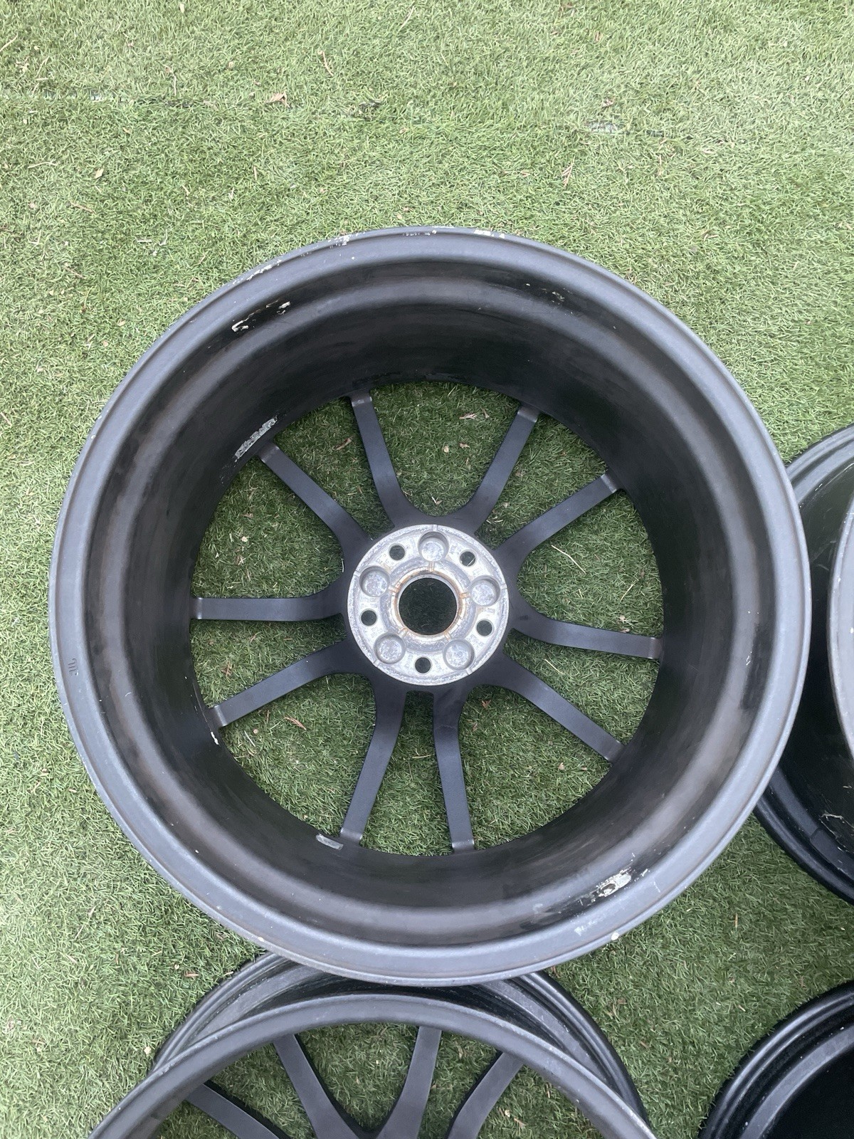 McLaren 570S Wheels Set Charcoal P/N 13B0574CP