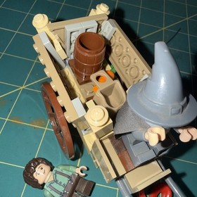 Lego Gandalf Arrives 9469 The Lord of the Rings with Mini Figures Not Complete