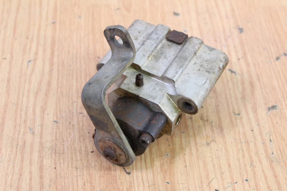 1996 POLARIS SPORTSMAN 500 后制动卡钳组件 — 第 4/4 张图片