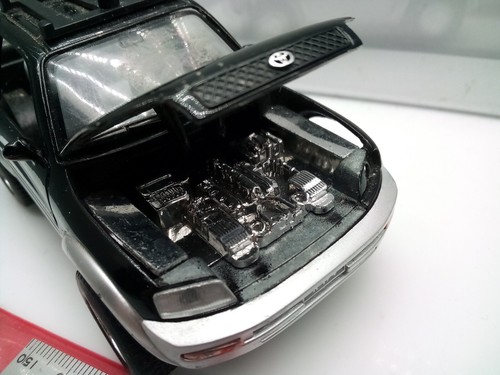 Kinsmart 1:32 Scale / Toyota RAV4 - SUV - Black - Unboxed Model Car - Picture 9 of 10