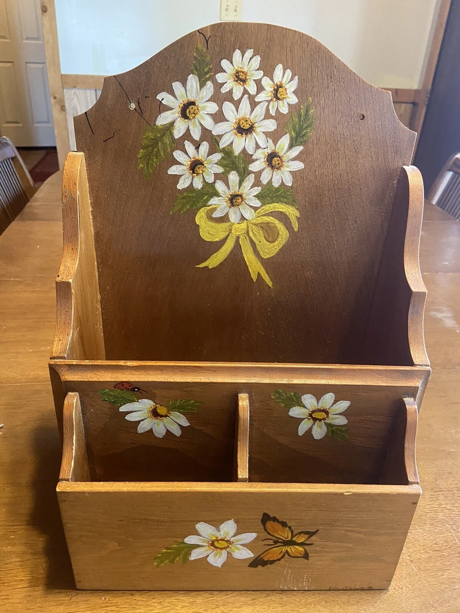 Vtg Hand Painted Wall Hanging Wooden Letter Holder