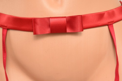Victoria's Secret MED/LARGE *SEHR SEXY* SATINSCHLEIFE STRUMPFBANDGÜRTEL *Lippenstift* - Bild 2 von 6