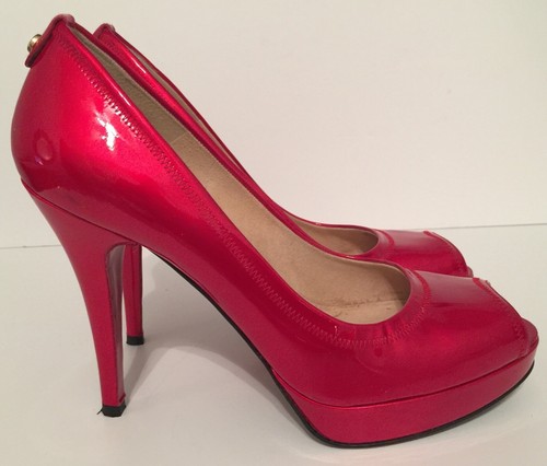 STUART WEITZMAN CANDY-APPLE RED PATENT 