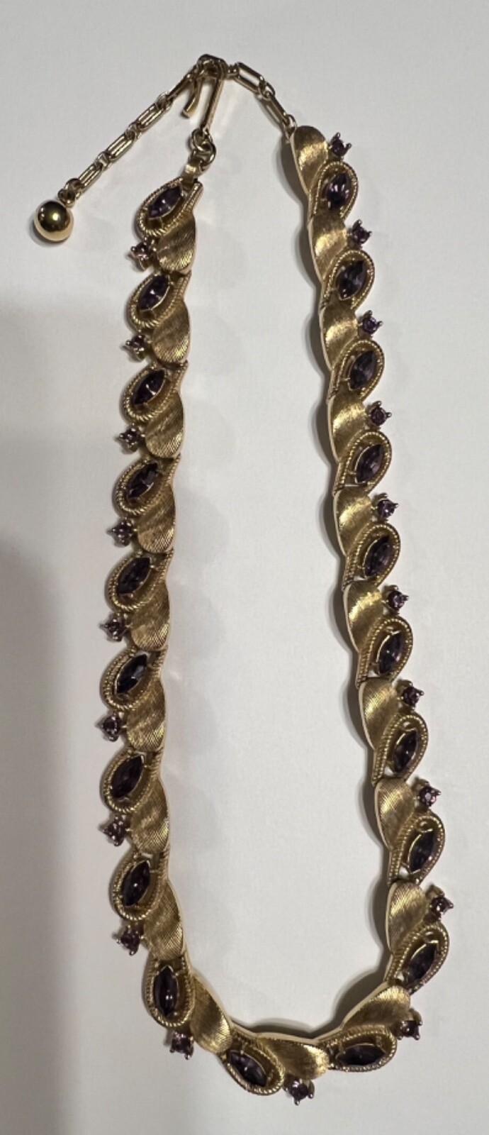 VTG Trifari Goldtone & Purple Stone Necklace - image 5
