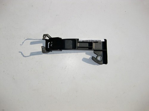 Mercedes-Benz A2115451040 Holder for electrical wires on the front right ste... - Bild 2 von 4