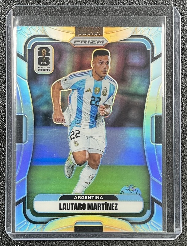 LAUTARO MARTINEZ 2026 PANINI PRIZM WORLD CUP #9 SILVER ARGENTINA
