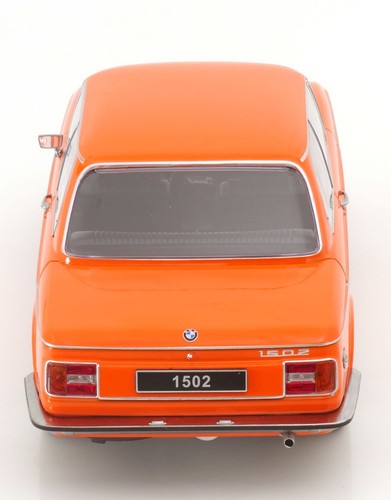KK Scale 1:18 BMW 1502 2.SERIES ORANGE 1974 Diecast - KKDC181144 - Picture 5 of 6