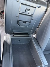 Oem 22 Chevy Silverado 1500 Lt Center Floor Console Jumpseat Ebony Cloth Oem 22 Chevy Silverado 1500 Lt Center Floor Console Jumpseat Ebony Cloth