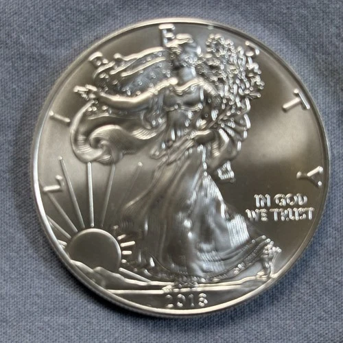 2016 American Silver Eagle 1 oz .999 Fine Silver BU US $1 Coin