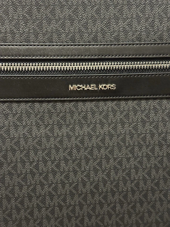 Michael Kors Suitcase - Image 2 of 4