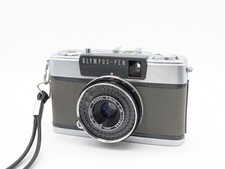 Fully workingOLYMPUS PEN EES-2 Half Size Film Camera