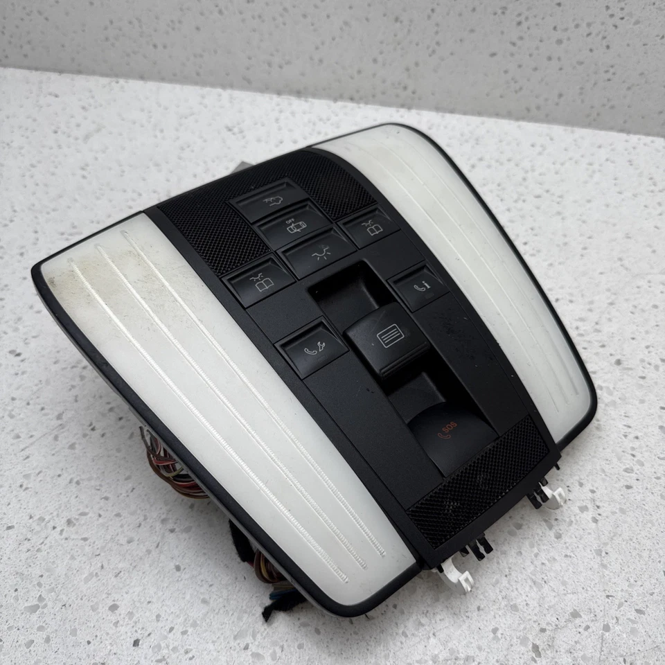 2001 梅赛德斯 S 430 头顶圆顶灯阅读地图原始设备制造商 — 第 2/4 张图片