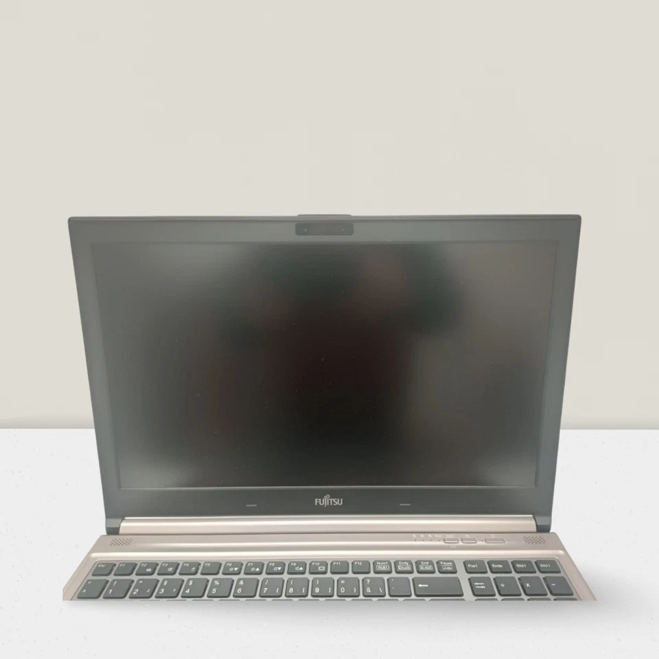 Fujitsu Celsius H730 – i7  | 8GB RAM | 256GB SSD | NVIDIA Quadro | - Bild 2 von 4