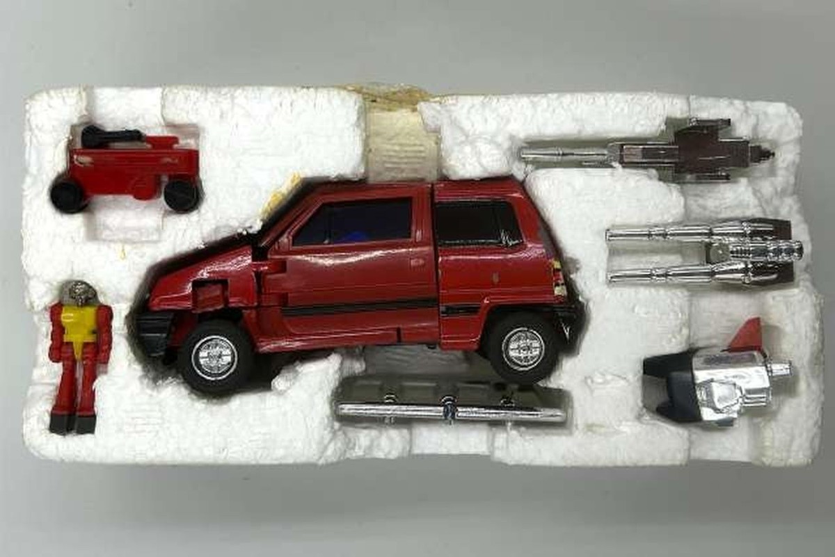 TAKARA Diaclone Car Robot No.6 Honda City R Vintage Transformer