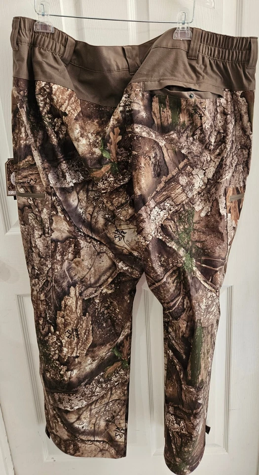 Men's Camo Hunting Camping Fishing Pants Realtree Outer Layer, 3XL New Big/Tall  - Image 3 of 4