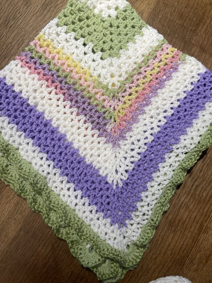 Manta afgana bebé ganchillo hecha a mano rosa y gris hecha en Estados Unidos ENVÍO GRATUITO Foto 2 de 4