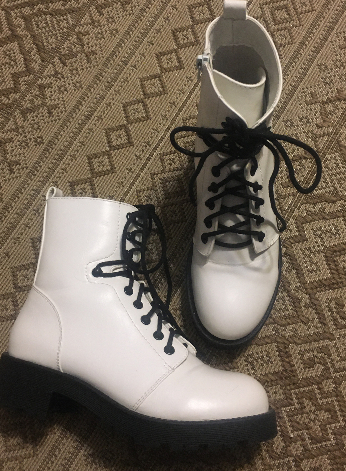 Mia Combat Boots Womens 8M White Black Indigo Lace Up Mid Chunky Sole-image