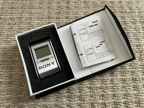 SONY - Collectable Limited Edition - Boxed - Silver - SIM Reader - 第 2/2 張圖片