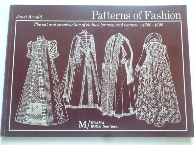 セール！　洋書「PATTERNS OF FASHION　1560-1620」 Patterns of Fashion, 1560-1620 : The Art and Construction of
