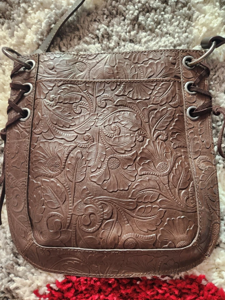 Bandolera vintage Lucky Brand Kay floral en relieve, hombro cuero marrón oscuro Foto 3 de 4
