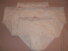 Vtg Unworn 4 PAIRS HANES BRIEFS UNDERWEAR Size 40