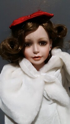 RARE OLD COUNTRY STORE DOLL ''RUBY'' CRACKER BARREL AMERICAN CLASSIC PORCELAIN...
