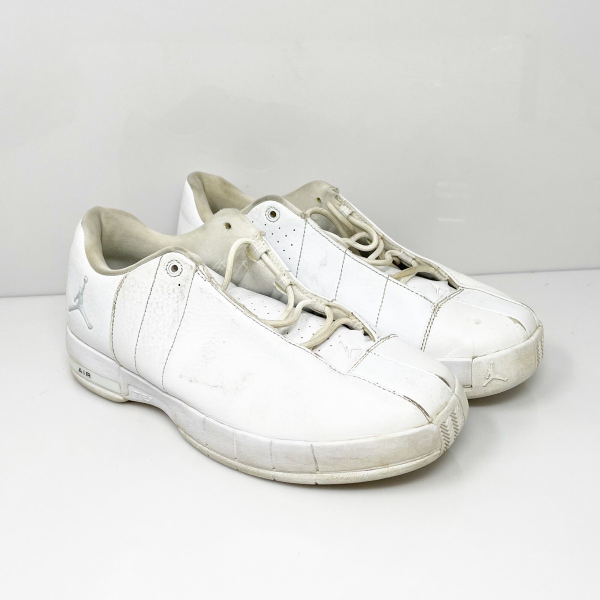 Nike Mens Air Jordan TE Low AO1696-111 White Basketball Shoes