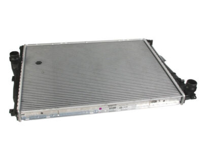Behr Premium Perfect Fit Radiator fits BMW 320i 2001-2005 53XZQX