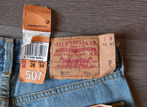 Womens LEVI'S Original Jeans Red Tab Button Fly BLEACH 28W X34L Vintage 90's - Picture 5 of 10