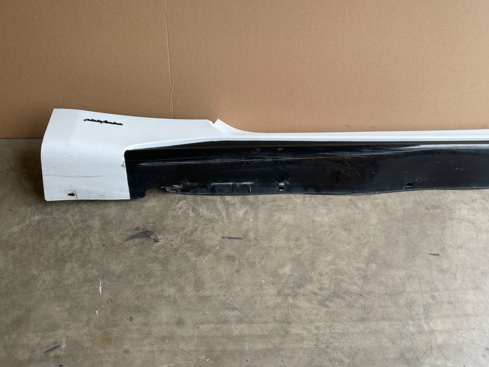 13 14 Maserati Granturismo M145 Right Passenger Side Skirt Rocker Panel 1458 OEM