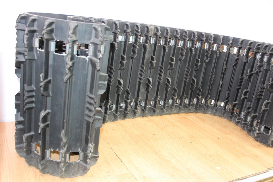 Polaris IQ 600 2012 vía ancha 156 X 20 X 1,25 ripsaw track Foto 2 de 4