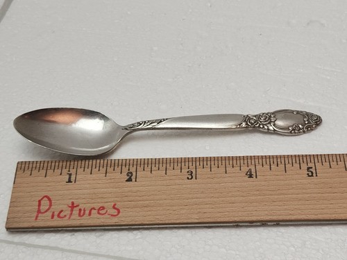 1 Community Ballard Country Lane kleiner Löffel 5 3/8"