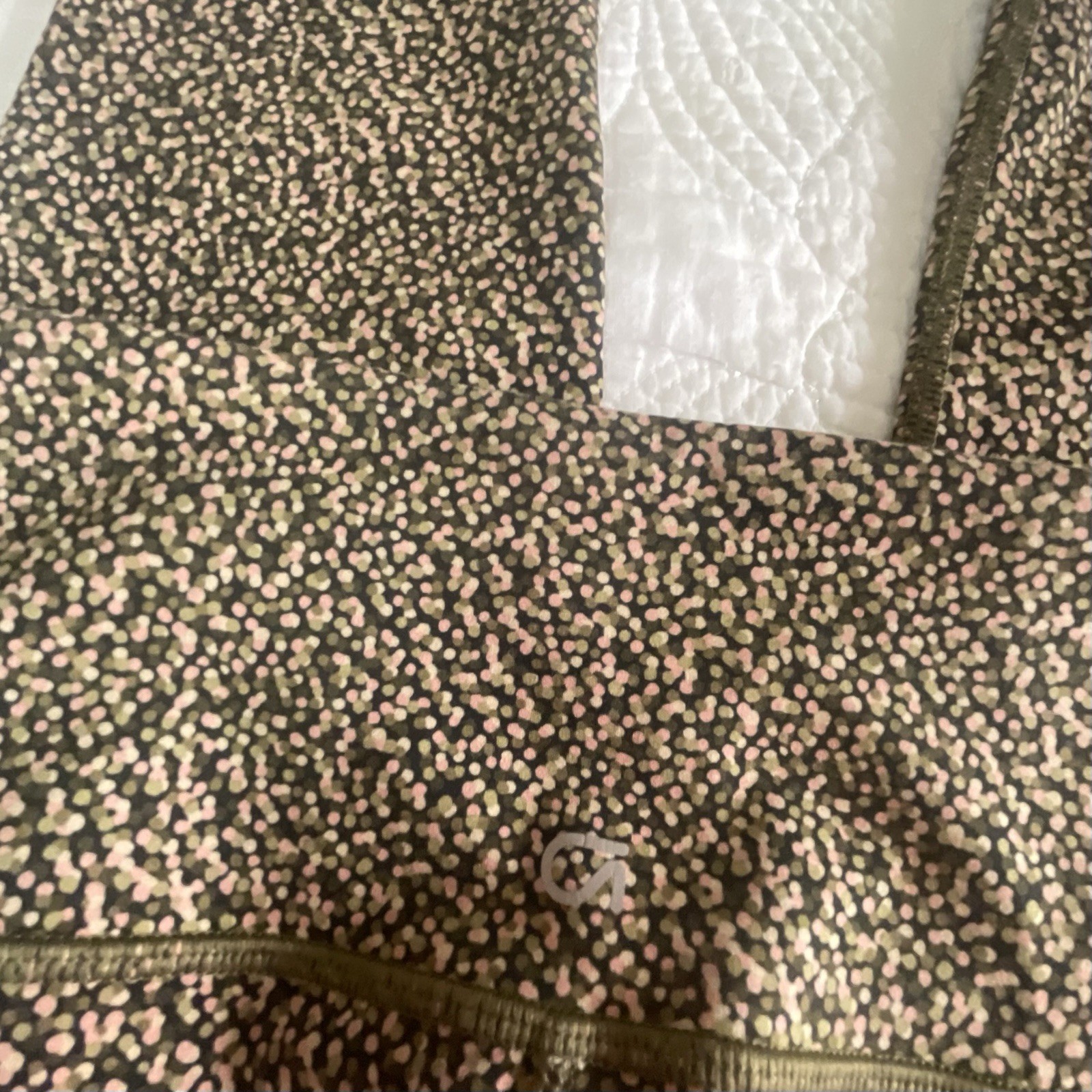 GAP Fit Eclipse Butter Material Multi green dot  … - image 4