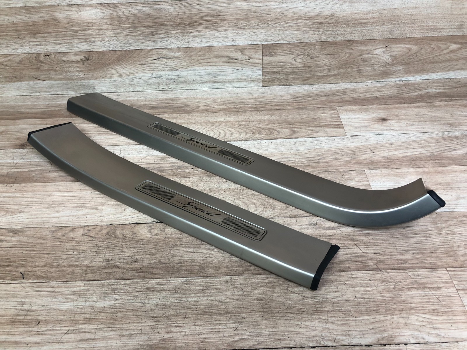 BENTLEY ARNAGE OEM FRONT LEFT AND RIGHT SIDE DOOR ENTRANCE STEP PLATE COVER SET