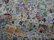 (LOT-VRAC683 ) 1000 très beaux timbres du monde (photo dans le texte)