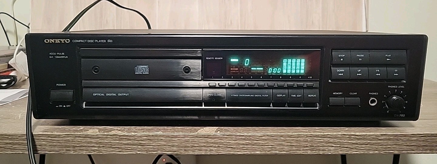 Vintage Onkyo Compact Dice (CD) player