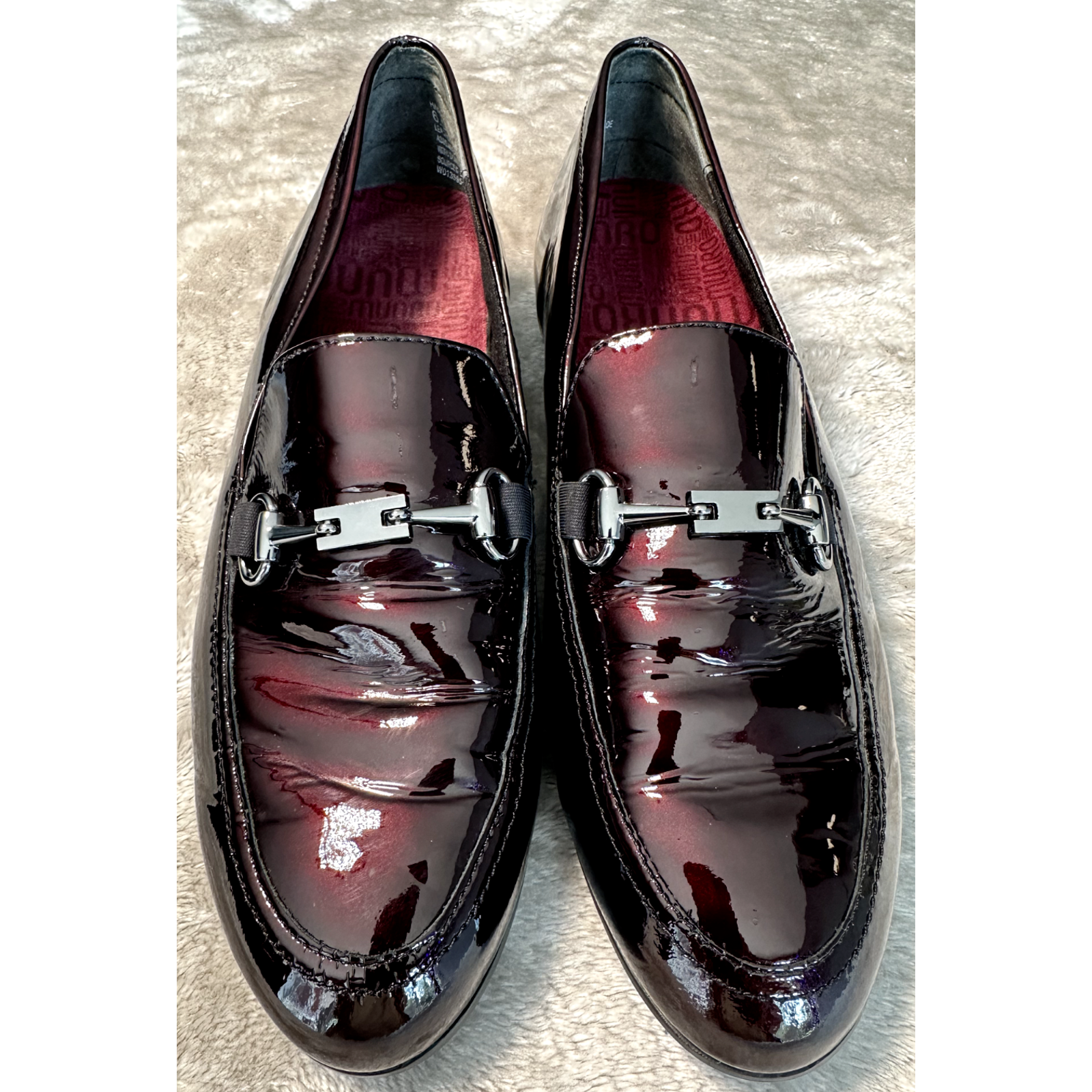 Munro Harrison II Burgundy Metallic Patent Leather Loafers Womens Size 6.5