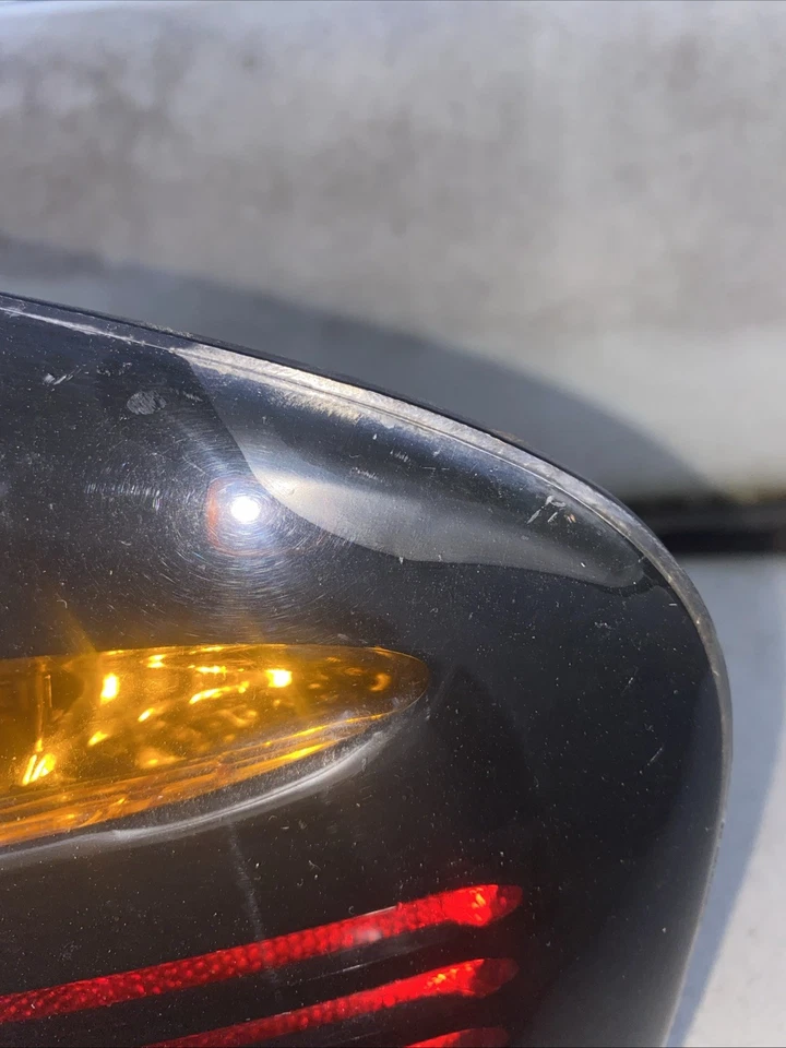 Luz trasera derecha para pasajero Pontiac Bonneville 2000 2001 2002 2003 2004 2005 Foto 3 de 4