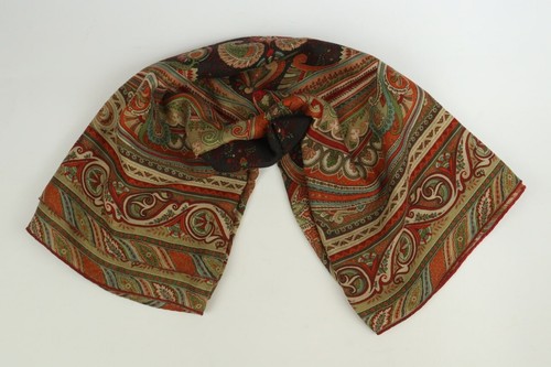 ETRO Folded Scarf Green & Red Silk Geometric Casual Lightweight Bohemian - Picture 4 of 8
