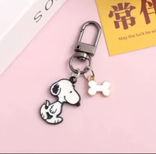 Snoopy Keychain * Brand New * Ships With A Tracking Number 