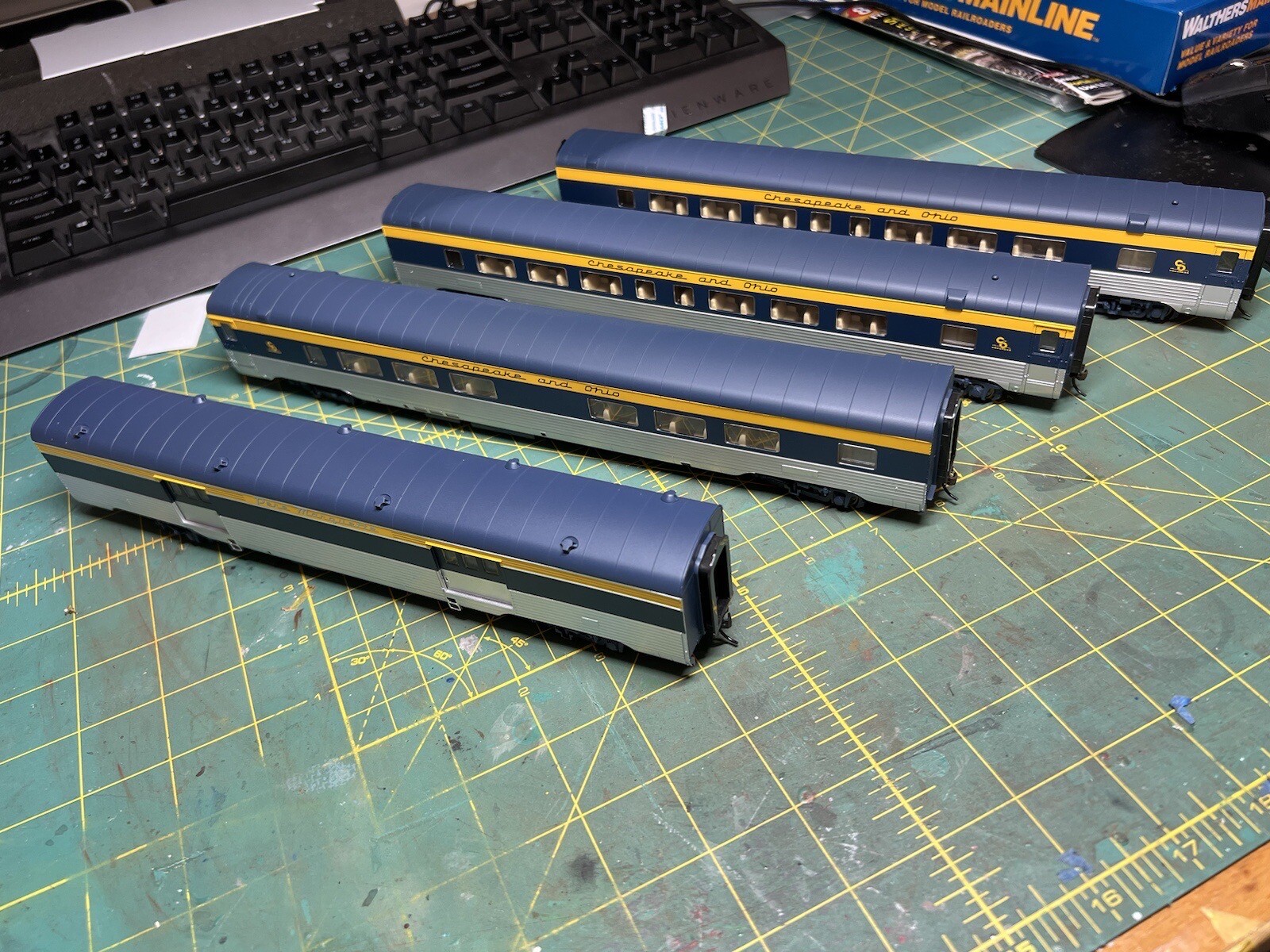 HO Scale Walthers LOT/SET C&O Passenger cars, Pere Marquette Baggage