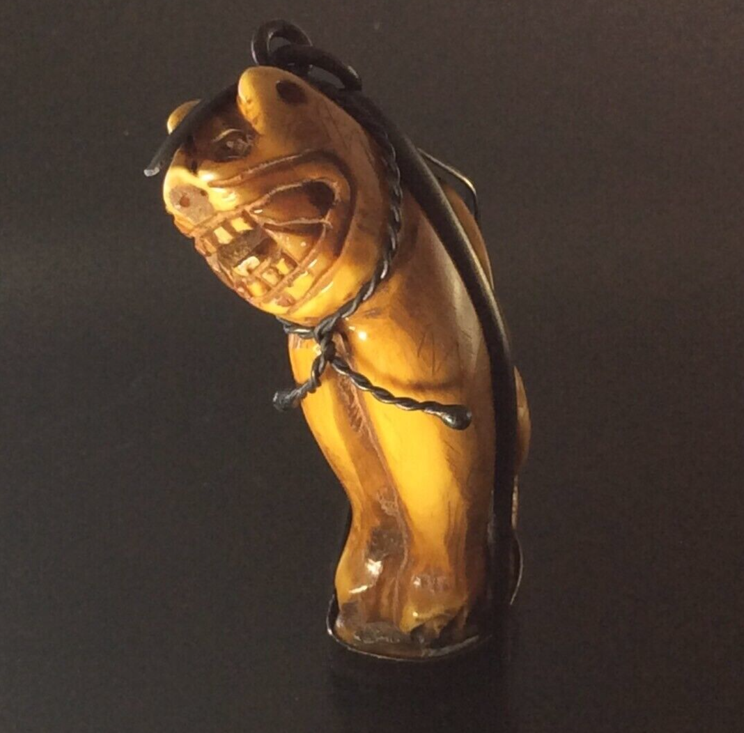 Tiger CARVED Amulet Thai PROTECTION Talisman SPIRITUAL Charm LP Parn POWERFUL