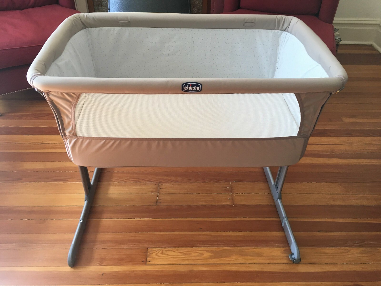 chicco next to me crib dove grey