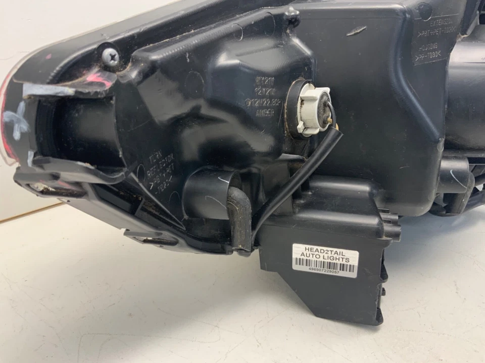 2011 2012 - 2019 Mitsubishi Outlander Sport Passenger Side Headlight Halogen OEM - Image 4 of 4