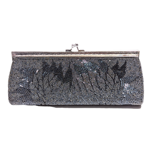 Vintage Japanese Kimono Black Beaded Clutch Bag Elegant Design - Picture 4 of 11