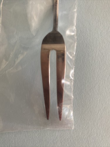 Vintage REED & BARTON HARLEQUIN 1958 FORGET ME NOT SILVER PLATE OLIVE FORK - Picture 7 of 8